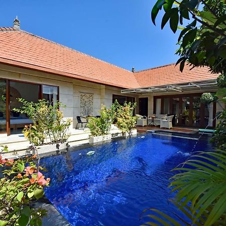 Villa Indah 2 Sanur Екстериор снимка